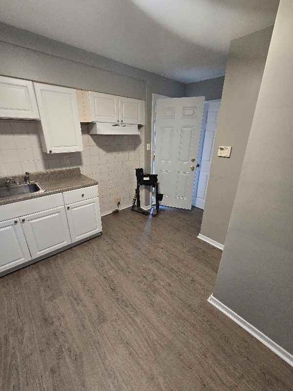 20515 Moross Rd - Photo 3 of 11