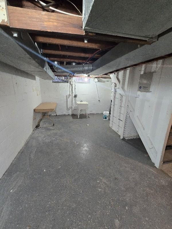 20515 Moross Rd - Photo 7 of 11