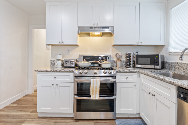 225 S Main St - Photo 5 of 20