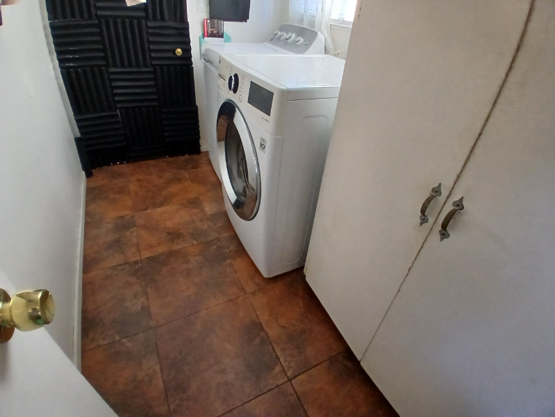 8900 Swinton Ave - Photo 4 of 9