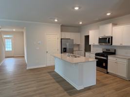 featured image of 991 Lost Creek Pkwy