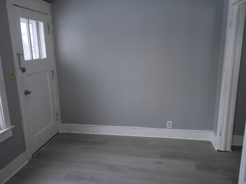 378 Prospect St #1R - Photo 3 of 5