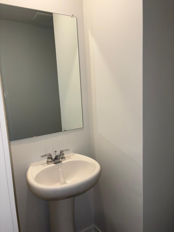 7055 Royalton Ridge Ave - Photo 3 of 20