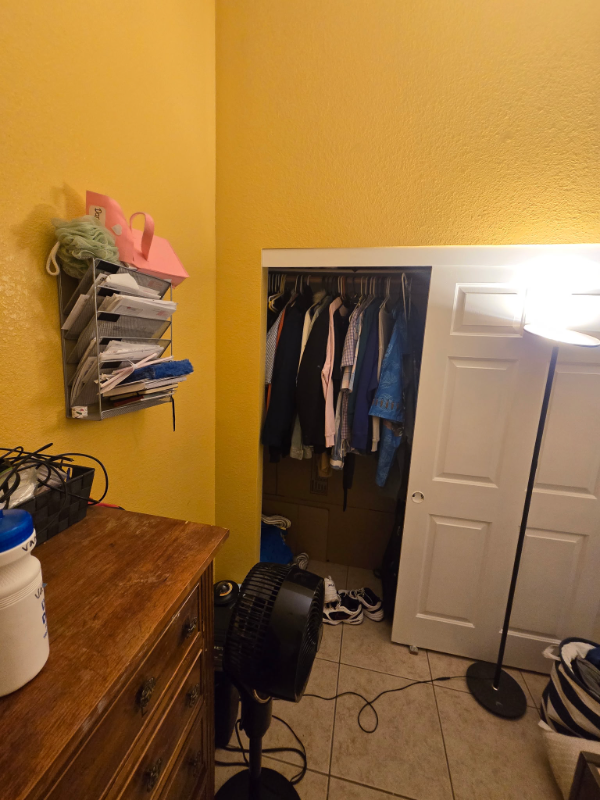 5516 Via Del Viento Ave - Photo 3 of 9