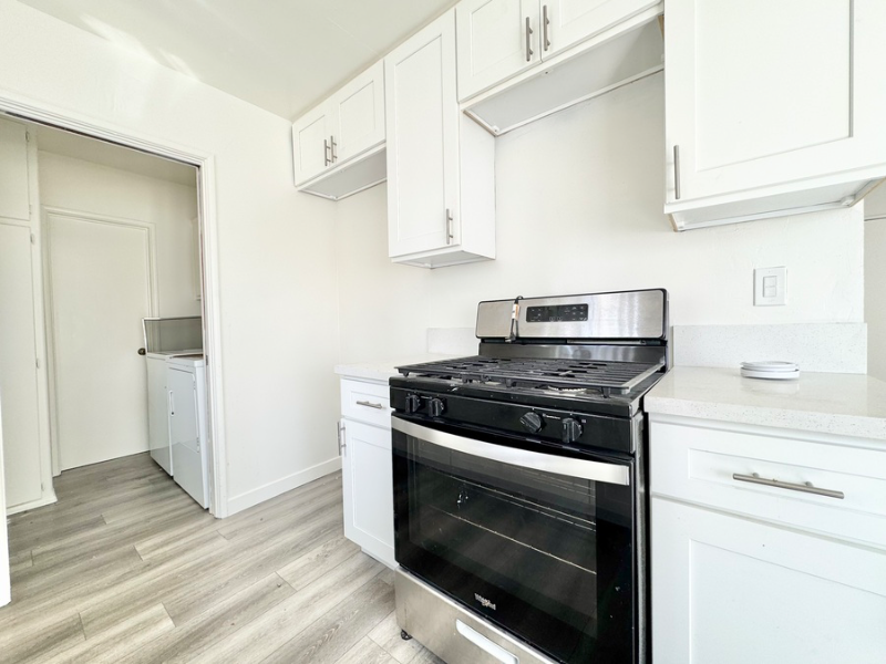 636 Aerick St #2 - Photo 5 of 12