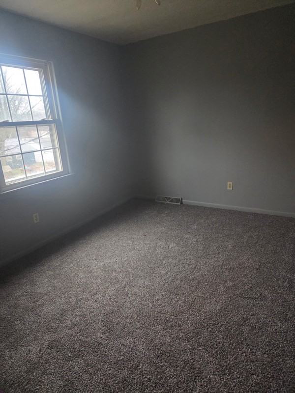 417 Mathews Rd - Photo 4 of 8