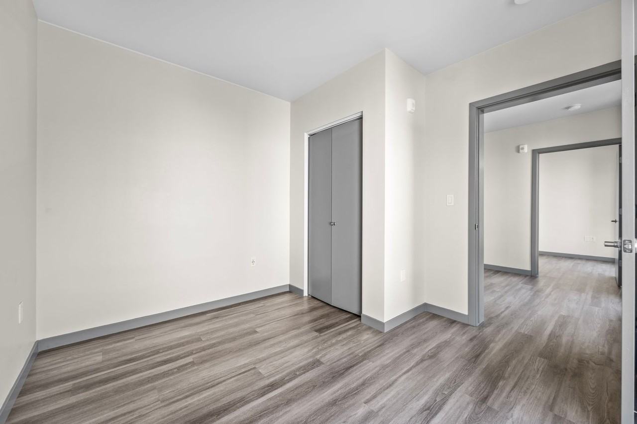 235 Valencia Street - Photo 7 of 16