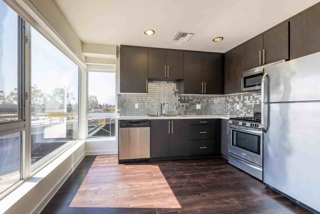 C on Pico - Photo 5 of 50