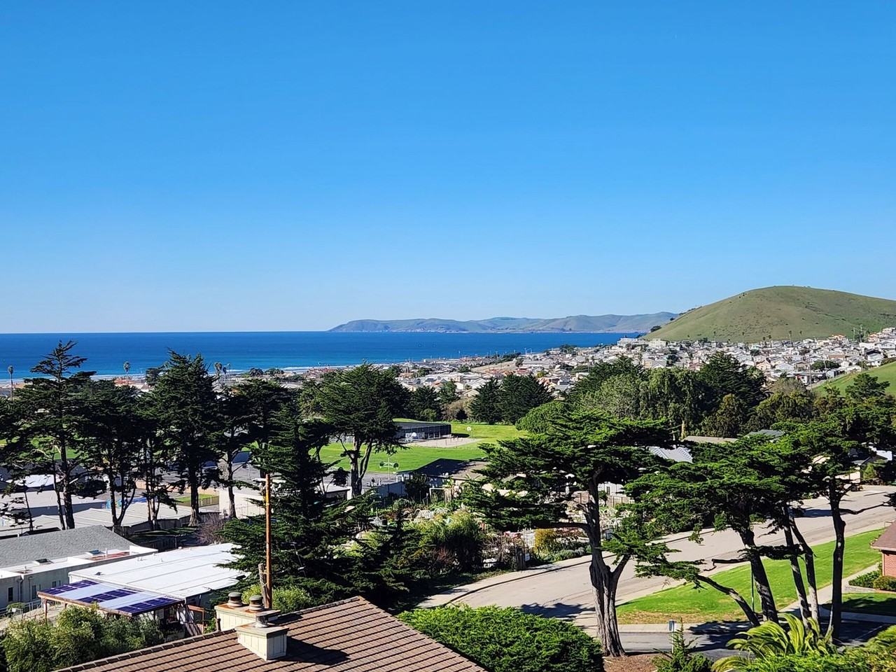 2985 Juniper Ave - Photo 3 of 26