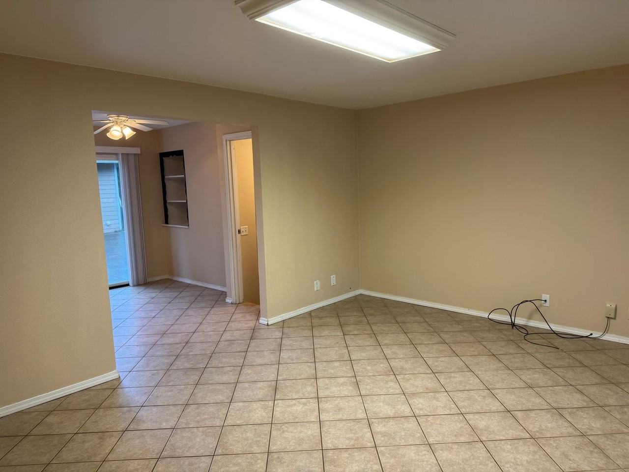 3943 Se 115th Ave - Photo 4 of 19