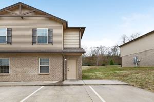 featured image of 165 Center Pointe Dr