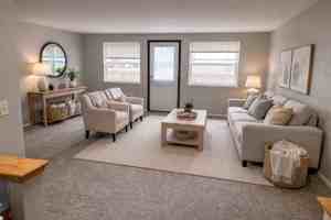 featured image of 3402 W Prasch Ave