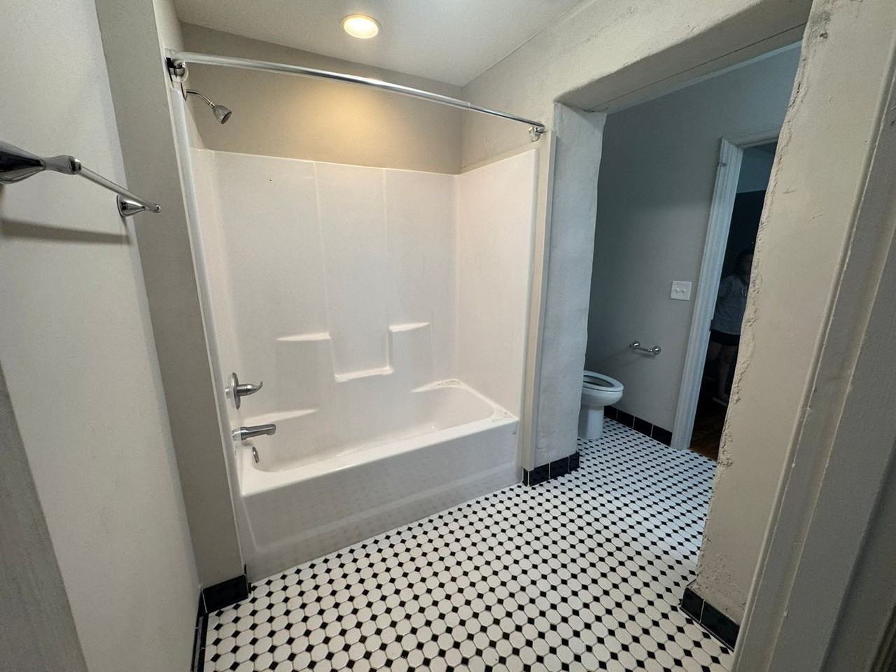 Dudley BLDG LLC - Photo 4 of 25