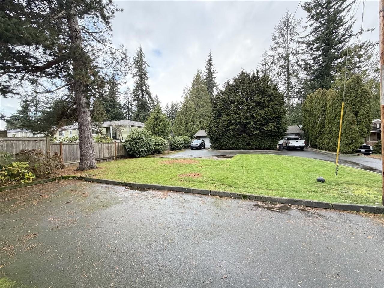 1615 63rd St Se #B - Photo 4 of 21