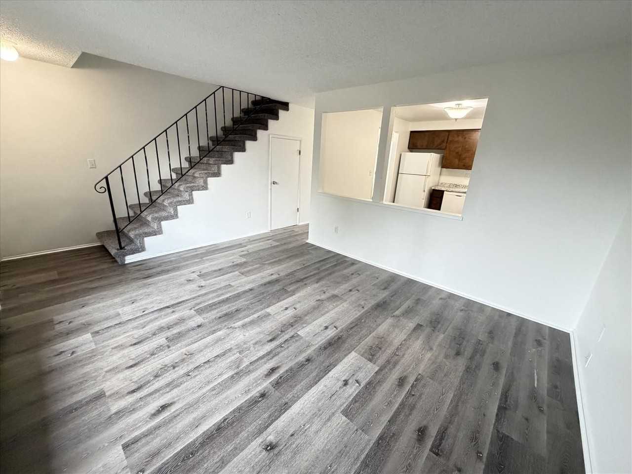 1615 63rd St Se #B - Photo 5 of 21