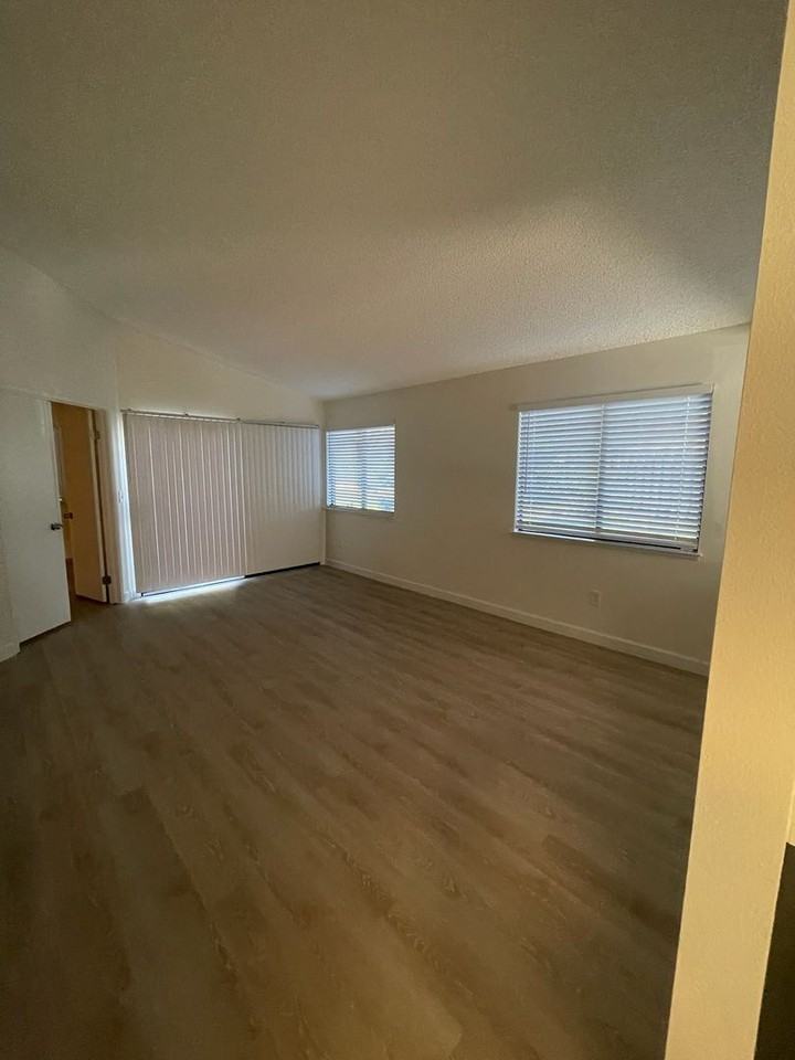 193 Nautilus Dr - Photo 5 of 9