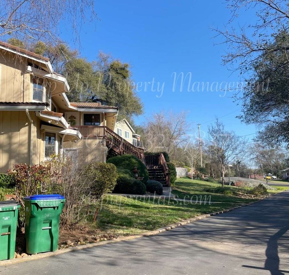 20657 Gopher Dr - Photo 3 of 30