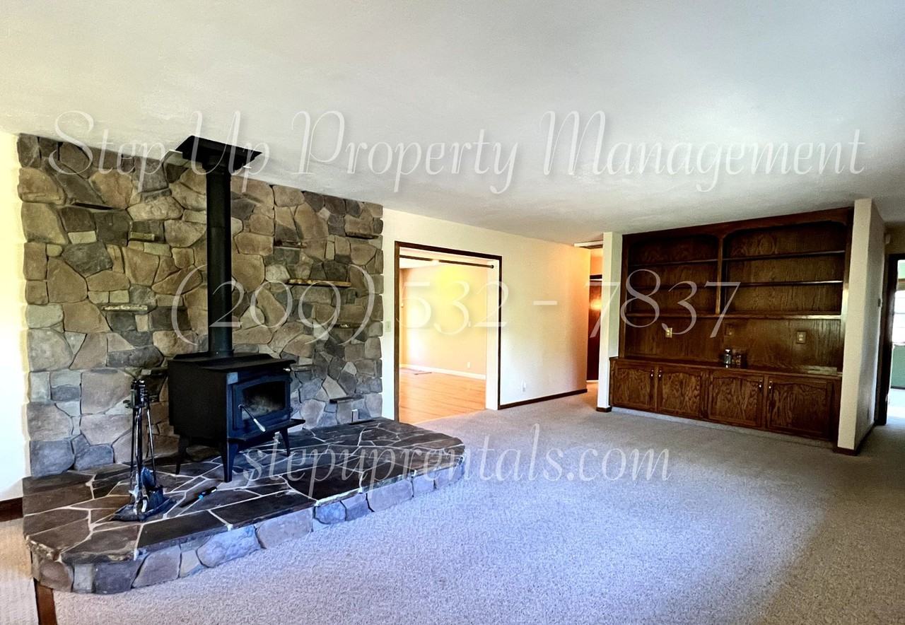 20657 Gopher Dr - Photo 7 of 30