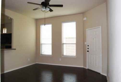 339 Orbit Dr - Photo 5 of 15