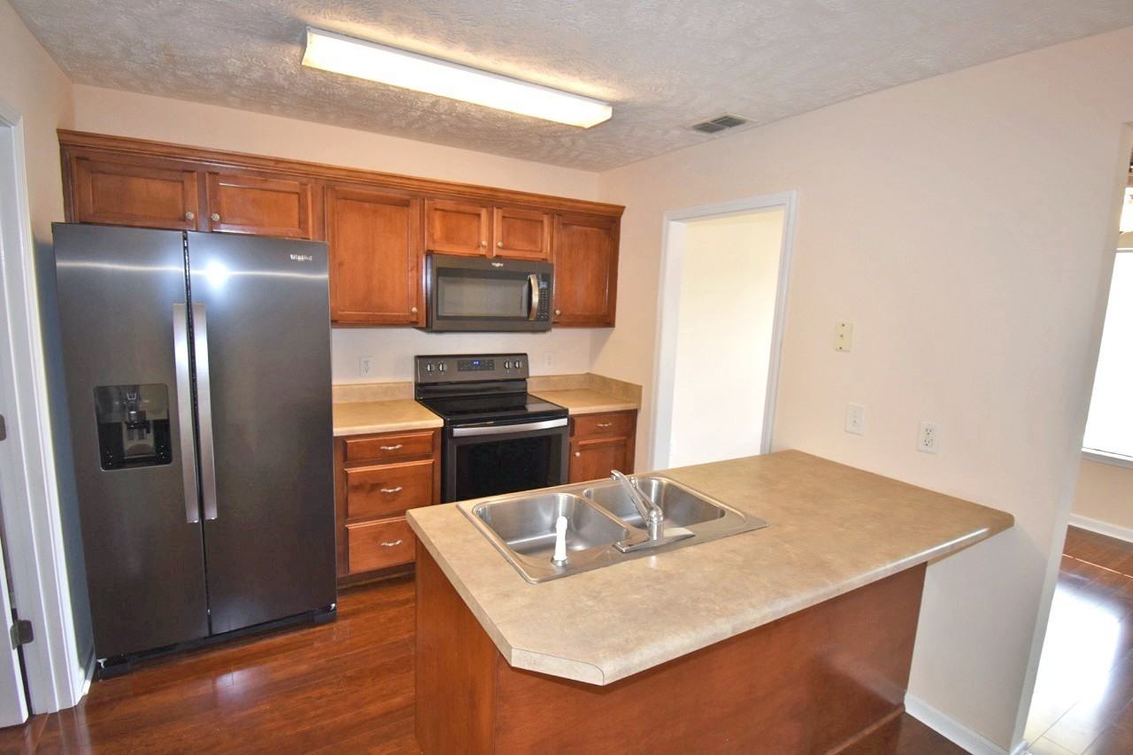 5137 Cicada Cir - Photo 5 of 13