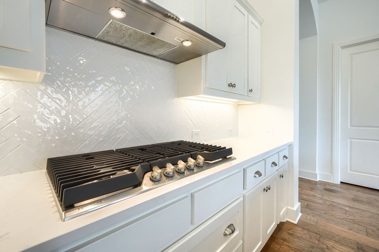 1307 Beach Blvd #NA - Photo 6 of 22