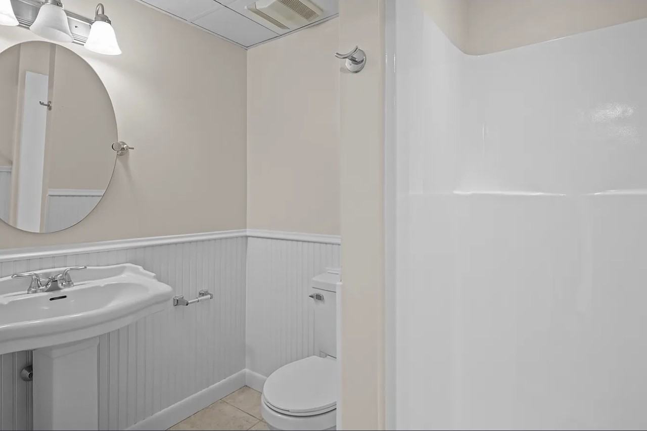 175 Florida Ave #177 - Photo 7 of 12