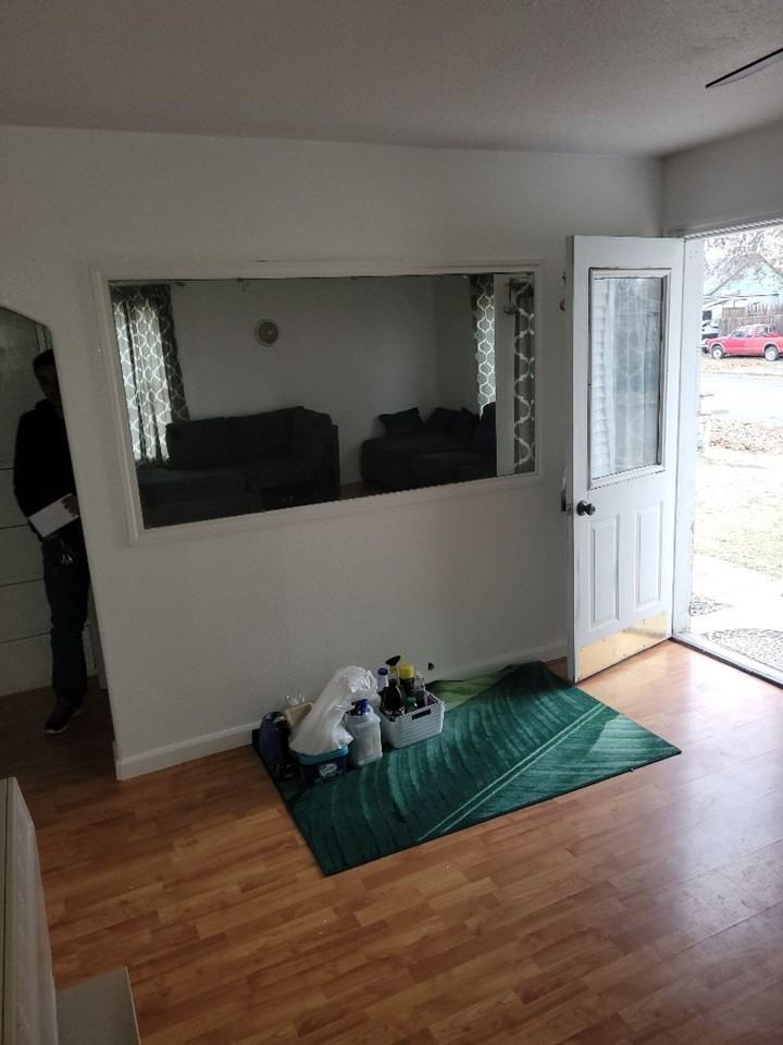 517 E Gladys Ave - Photo 5 of 15