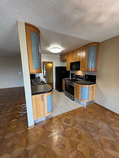 1735 N Fuller Ave #323 - Photo 5 of 24