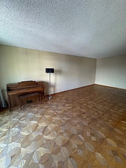 1735 N Fuller Ave #323 - Photo 3 of 24