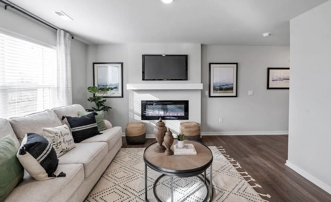 2569 Se Hawkins Dr #NA - Photo 6 of 23