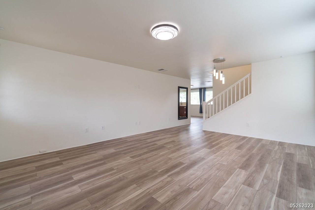 91-1256 Kilipue St - Photo 4 of 33