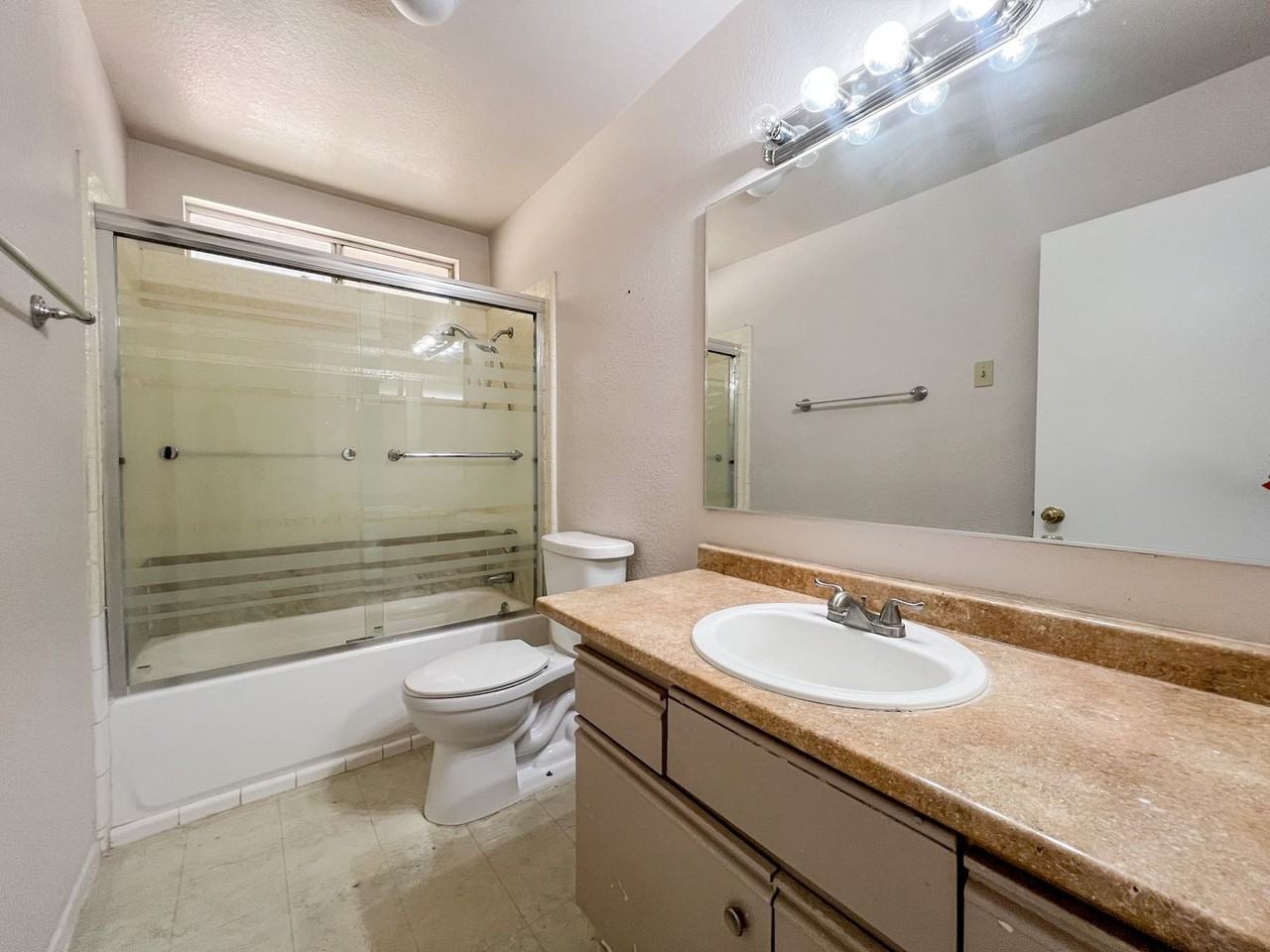 55595 Pueblo Trl - Photo 2 of 14