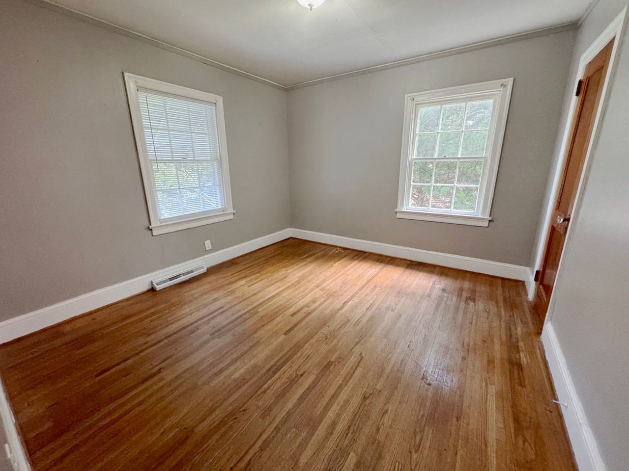 229 Alpine Dr - Photo 7 of 10