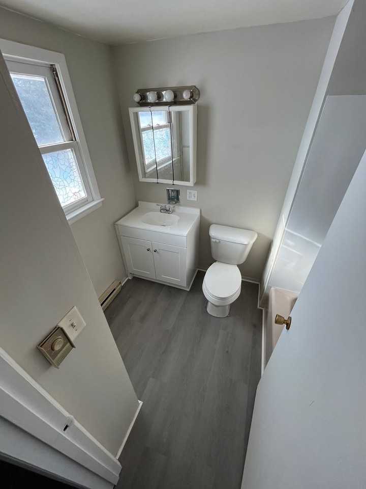 104 Maple Ln - Photo 6 of 10