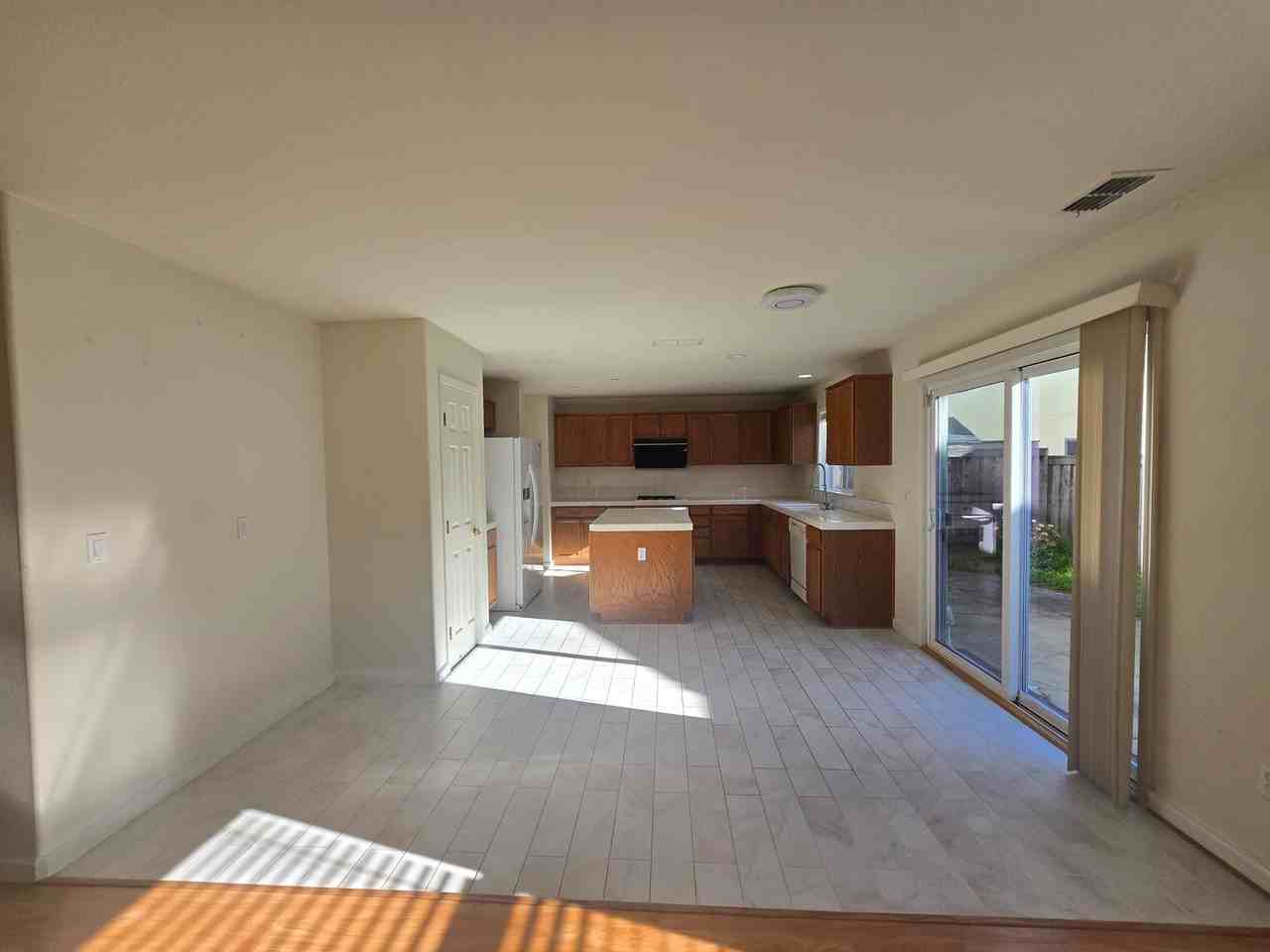 126 Lucy Ln - Photo 5 of 14