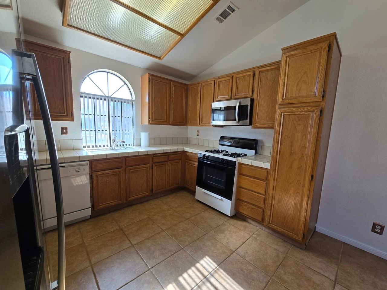 4349 E Avenue Q12 #12 - Photo 6 of 20