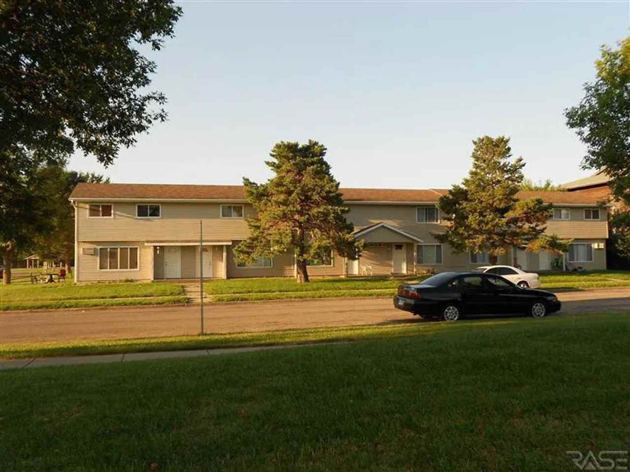 Marion Park Townhomes - Photo 2 of 33