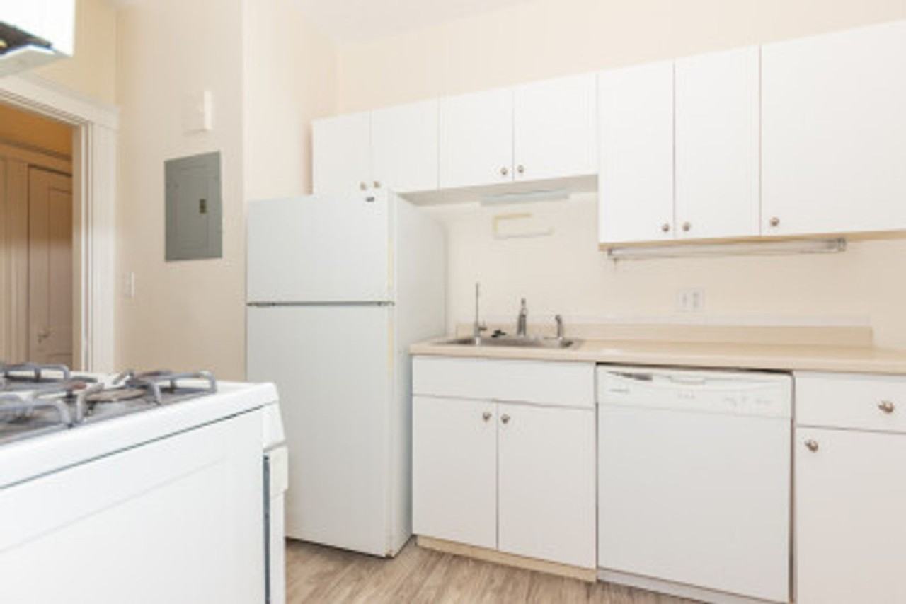 14 Alton Pl - Photo 6 of 10