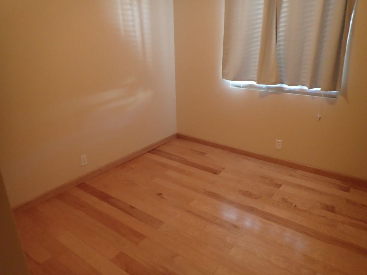 408 Christopher Ct - Photo 6 of 17