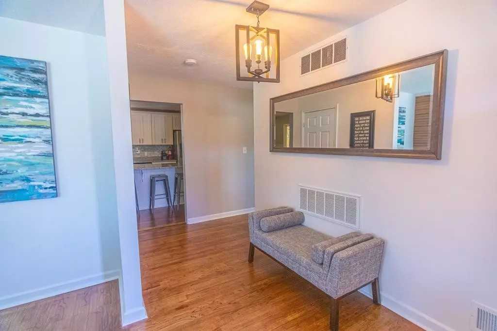 614 Camellia St Ne #NA - Photo 6 of 39