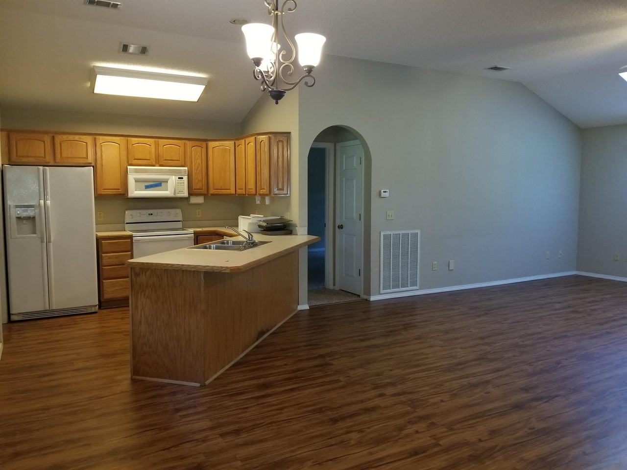 18 Fairbrook Ln #1 - Photo 3 of 22