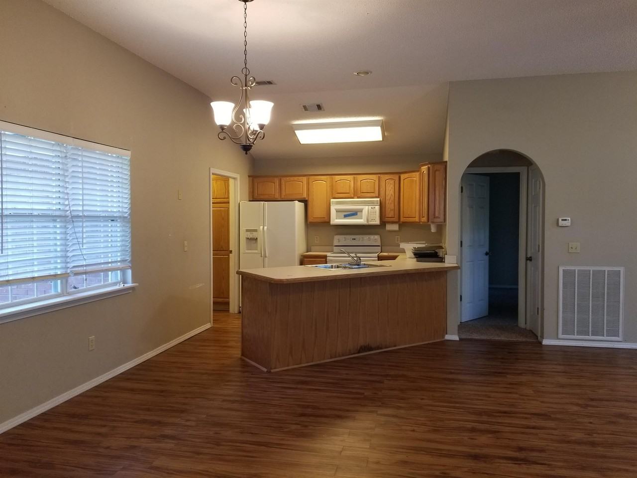 18 Fairbrook Ln #1 - Photo 5 of 22