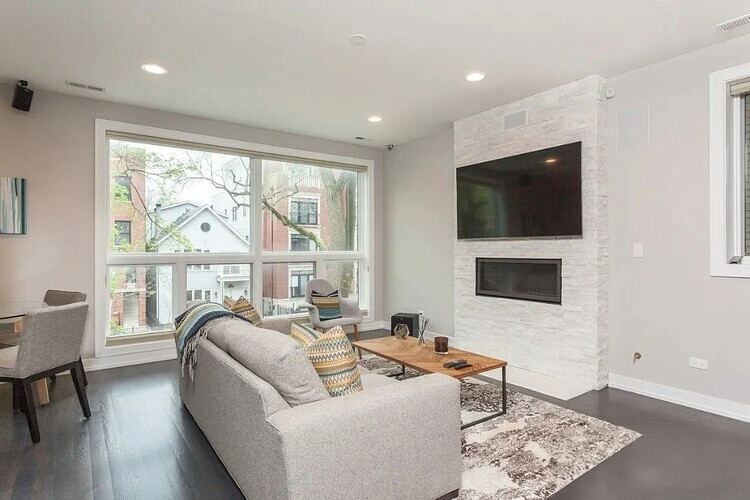 942 W Montana St #2 - Photo 6 of 18