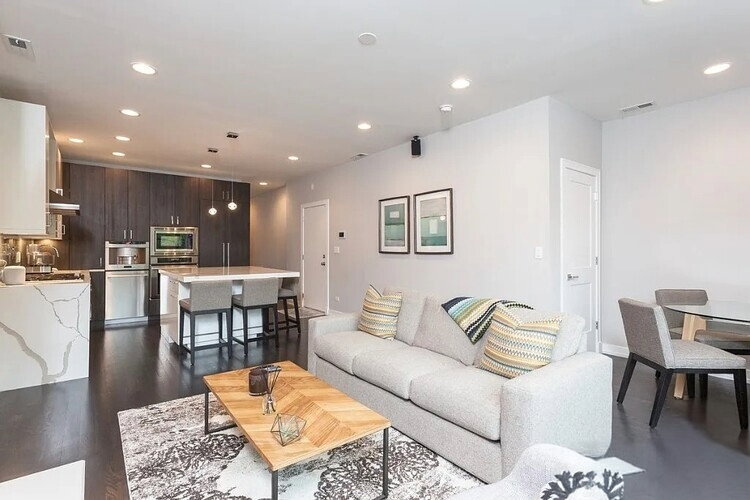 942 W Montana St #2 - Photo 7 of 18