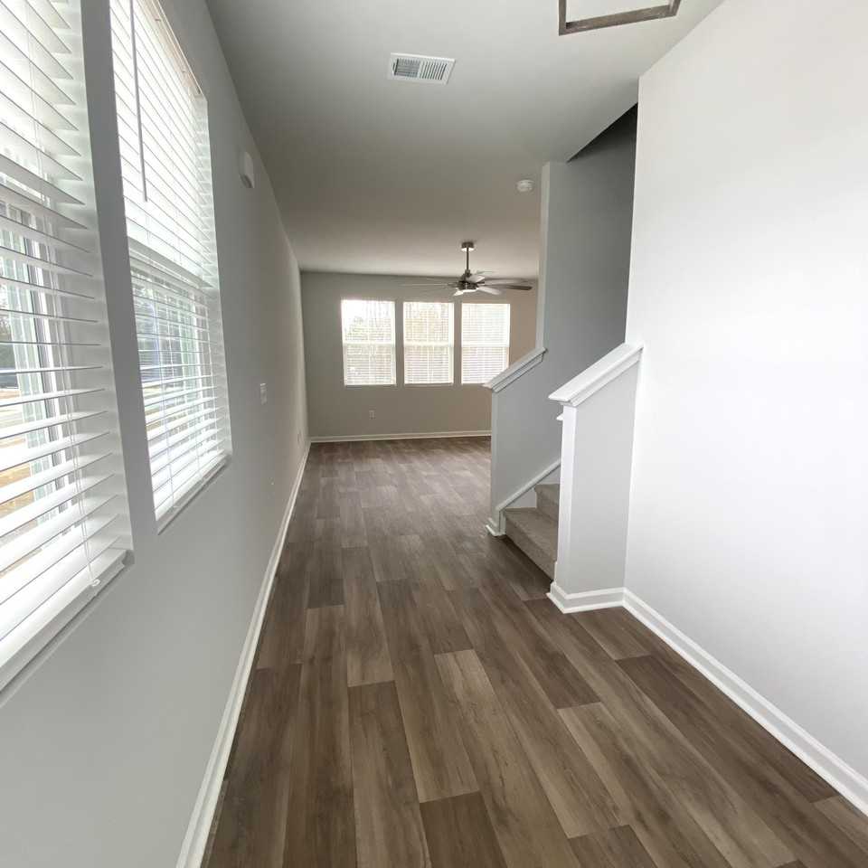 3336 Mid Summer Ln #NA - Photo 5 of 34