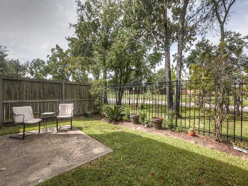 12430 Timber Hollow - Photo 3 of 20