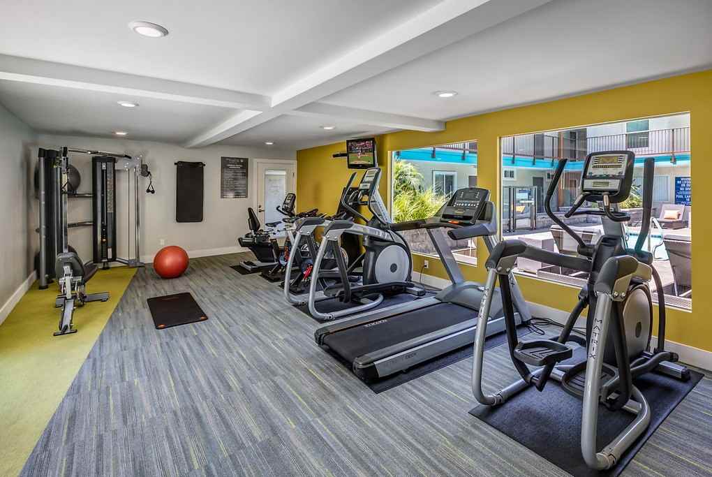 The Hallie - Photo 5 of 52