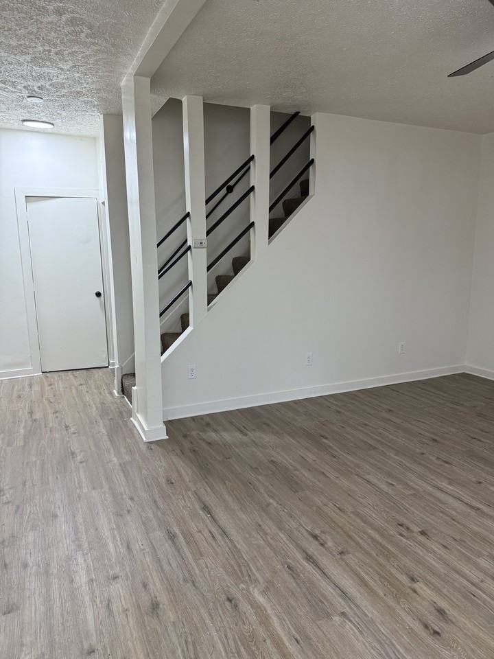 722 Eureka St #722 - Photo 2 of 14