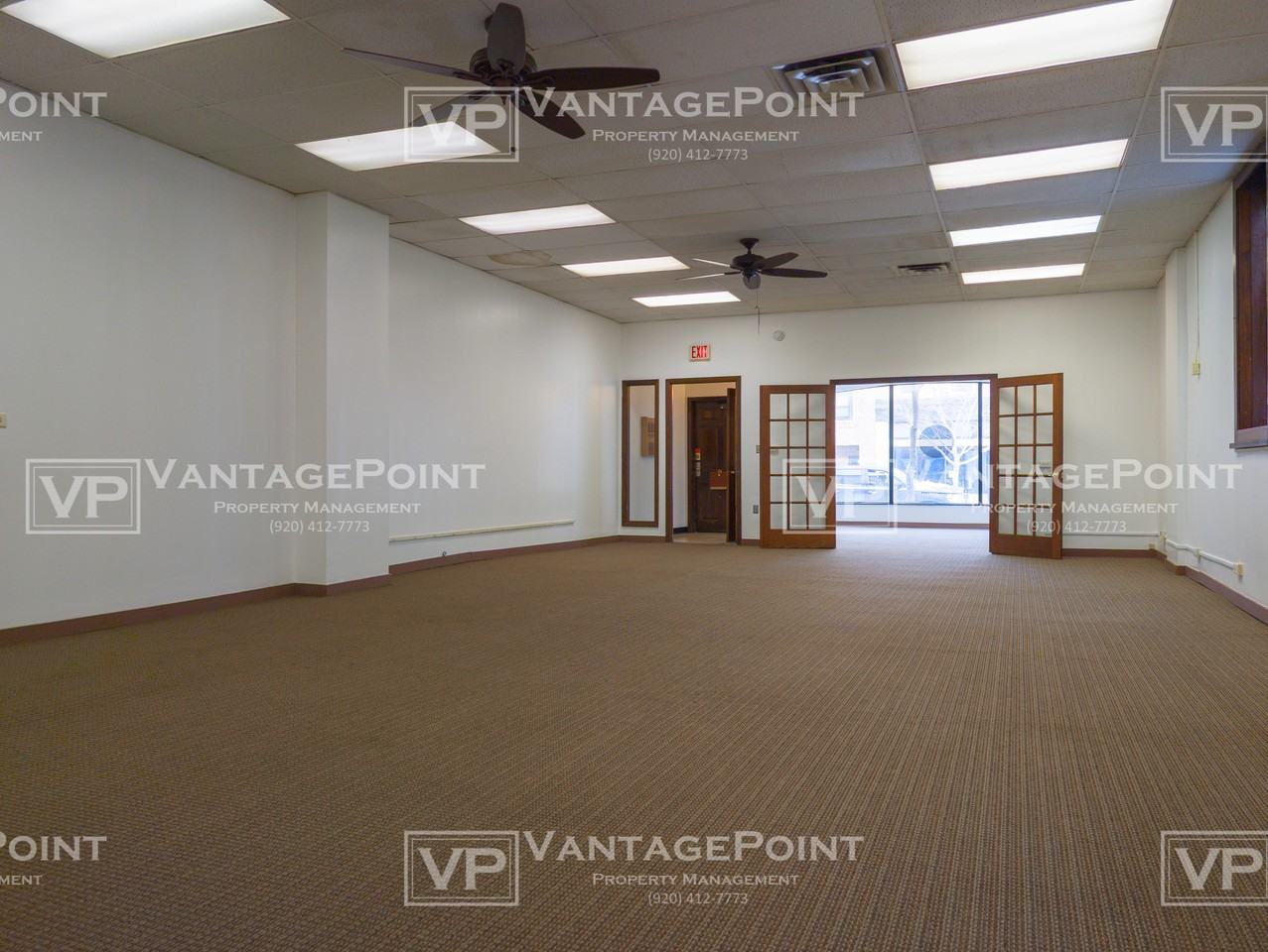 413 Dousman St #413 - Photo 7 of 11