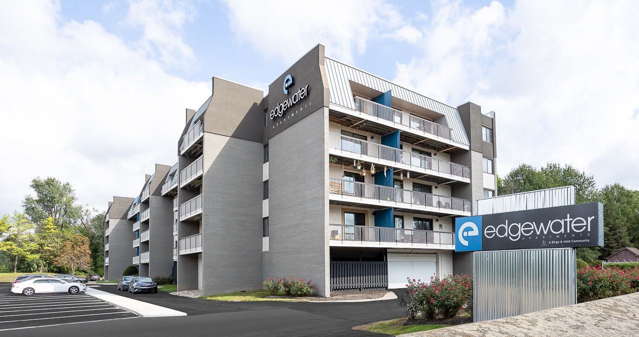 Edgewater Apartments - Photo 3 of 12